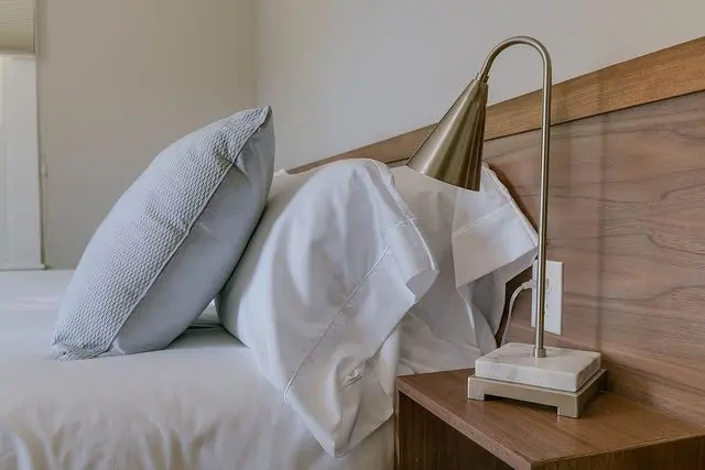 Retreat 1 | Grand Suite Lake View  – Lakehouse Inn