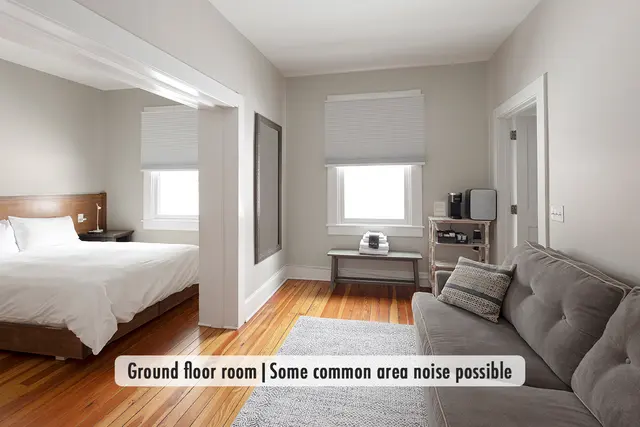 Room 12 | ADA Room | Queen Bed & Ground Floor — Lakehouse Inn, Lee (2/8)