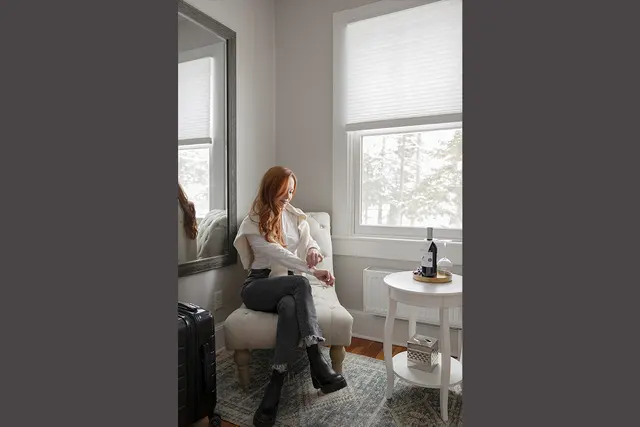 Room 25 | Cozy Queen | Large Bathroom — Lakehouse Inn, Lee (2/3)