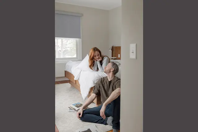 Room 28 | Grand Lake View Suite | Shared Balcony and King Bed — Lakehouse Inn, Lee (3/8)
