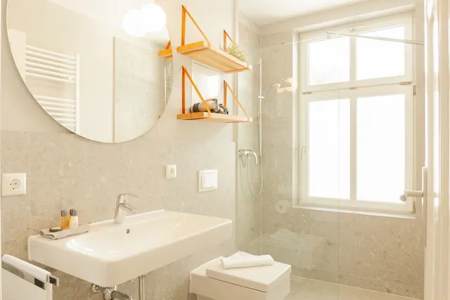 Kaiser Karl No. 4 | 1 Bedroom Apartment  — accommodation at OSTKÜSTE Boutique Apartments, Seebad Ahlbeck — photo 5 of 9