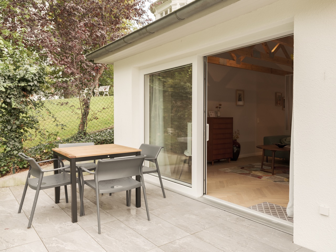 Villa Groth No. 10 | 1 Bedroom Gartenhaus | Terrace — accommodation at OSTKÜSTE Boutique Apartments, Seebad Ahlbeck — photo 5 of 17