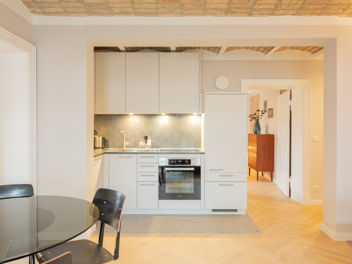 Villa Groth No. 2 | Deluxe 2 Bedroom Apartment | Private sauna — accommodation at OSTKÜSTE Boutique Apartments, Seebad Ahlbeck — photo 5 of 16