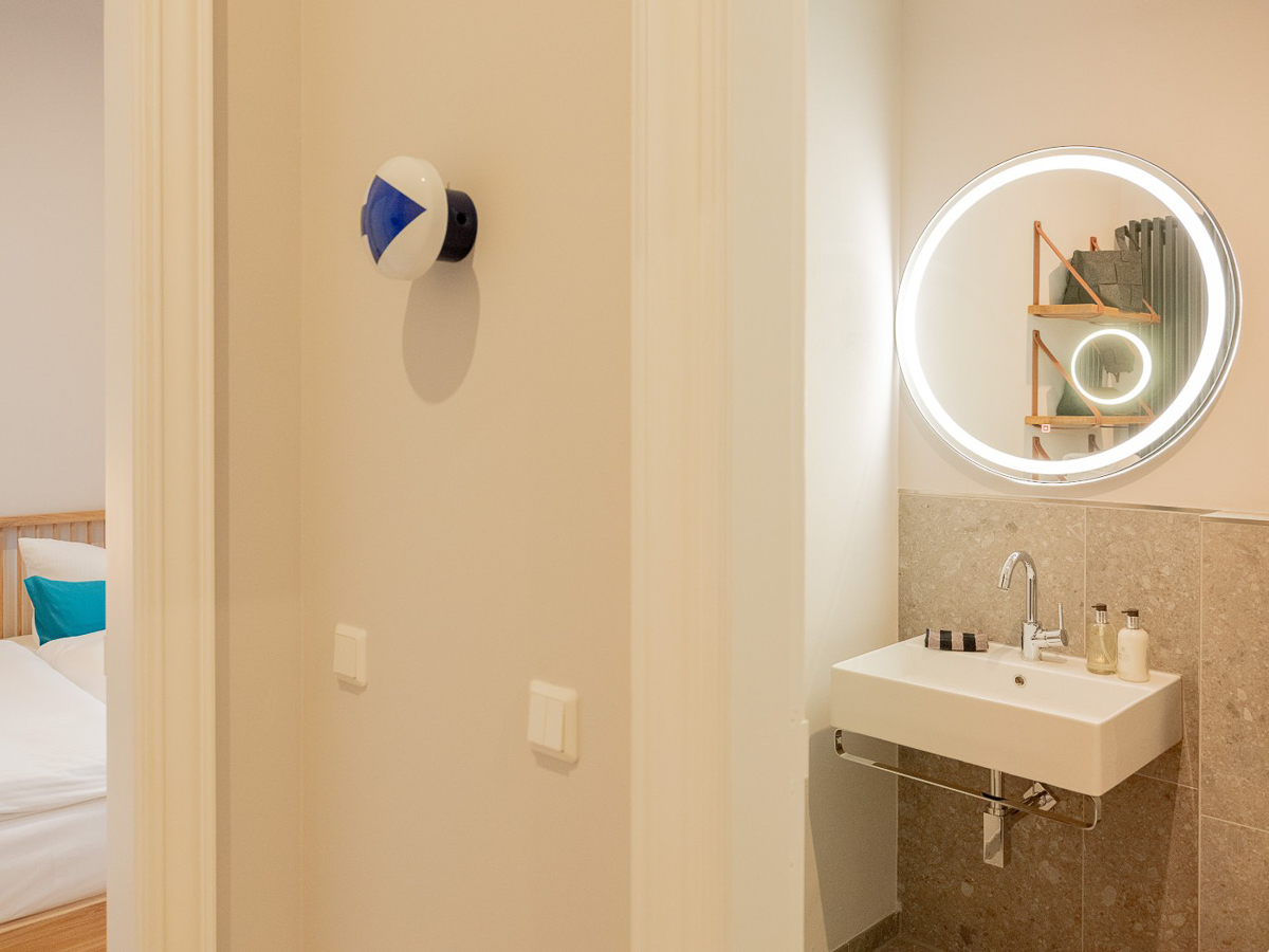 Villa Groth No. 5 | 1 Bedroom Apartment — accommodation at OSTKÜSTE Boutique Apartments, Seebad Ahlbeck — photo 8 of 12