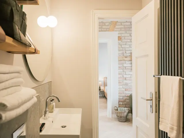 Villa Groth No. 7 | 1 Bedroom Apartment | Balcony — accommodation at OSTKÜSTE Boutique Apartments, Seebad Ahlbeck — photo 6 of 11