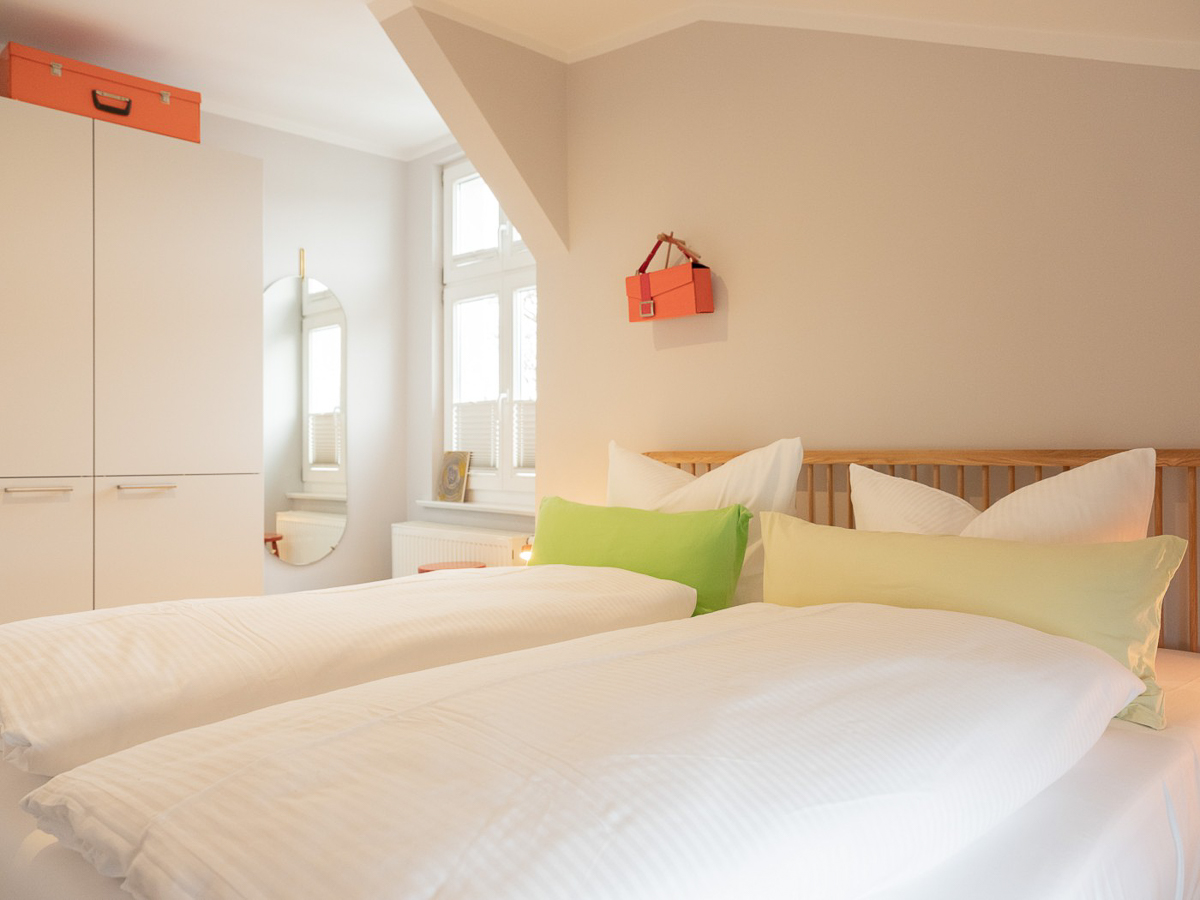 Villa Groth No. 8 | Deluxe 2 Bedroom Apartment — accommodation at OSTKÜSTE Boutique Apartments, Seebad Ahlbeck — photo 6 of 14