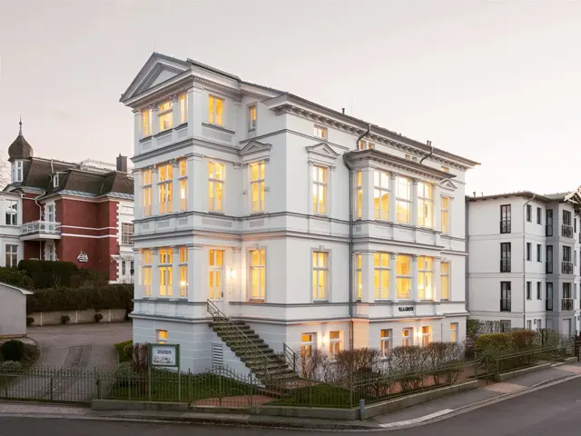 Villa Groth No. 9 | Deluxe 2 Bedroom Apartment — accommodation at OSTKÜSTE Boutique Apartments, Seebad Ahlbeck — photo 17 of 17