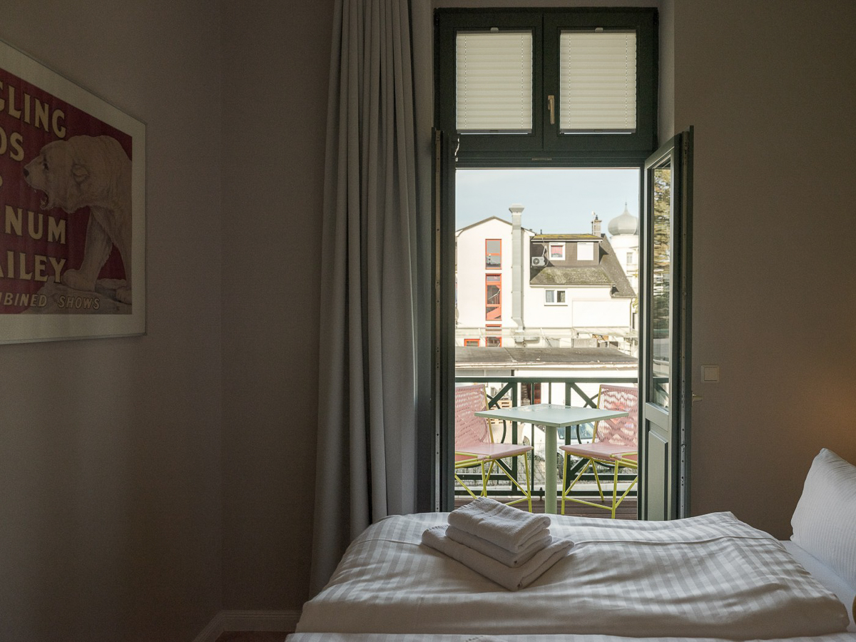 Villa Steigel No. 4 | Deluxe 2 Bedroom Apartment | Private sauna — accommodation at OSTKÜSTE Boutique Apartments, Seebad Ahlbeck — photo 10 of 18