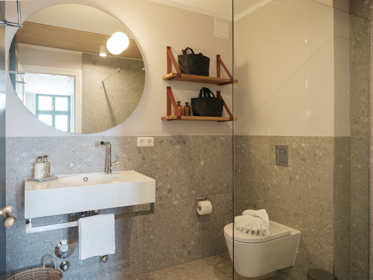 Villa Steigel No. 5 | 1 Bedroom Apartment | Sea view — accommodation at OSTKÜSTE Boutique Apartments, Seebad Ahlbeck — photo 8 of 15
