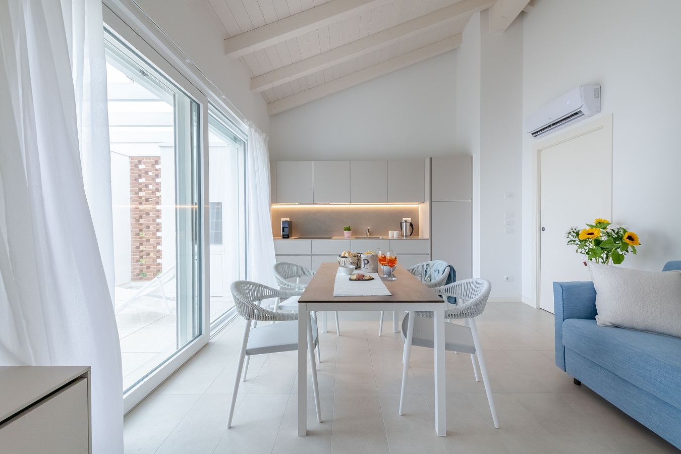 Suite Giardino | Central location, close to pool — apartment at Pareus Beach Resort Caorle, 30021 Caorle — photo 2 of 7