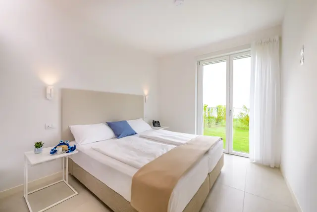 Suite Giardino | Edge position, close to pool — apartment at Pareus Beach Resort Caorle, 30021 Caorle — photo 2 of 7