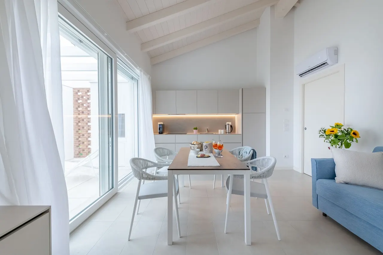 Suite Superiore – Pareus Beach Resort Caorle 30021 Caorle