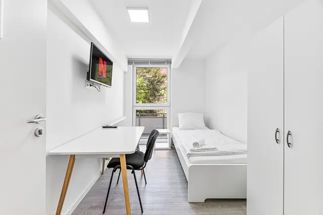 2 Room Apartment for 3 | Katzental Strasse — RAUMSCHMIDE GmbH,  Ihr Partner für möblierte Unterkünfte (2/6)