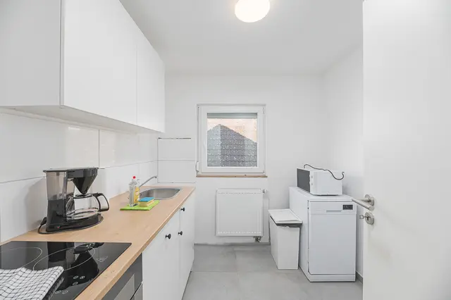 3 Room Apartment | Esslinger Strasse — RAUMSCHMIDE GmbH, Ihr Partner für möblierte Unterkünfte (6/9)