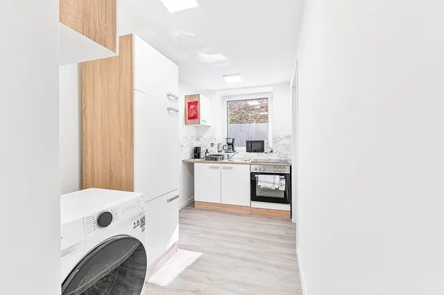 3 Raum Apartment für 7 | Heidenheim an der Brenz — RAUMSCHMIDE GmbH,  Ihr Partner für möblierte Unterkünfte (2/5)