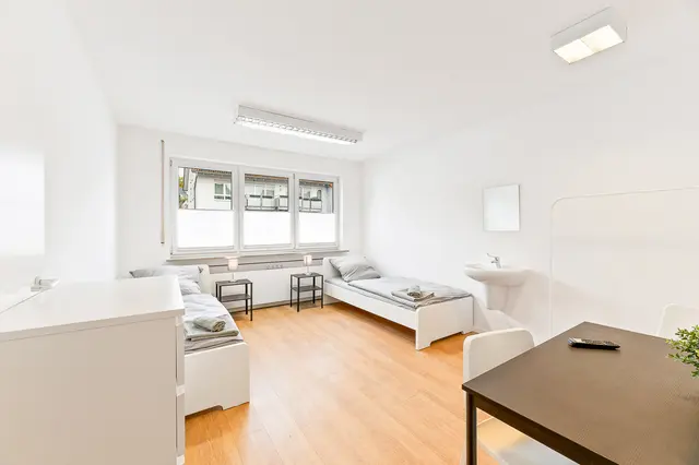3 Raum Apartment | Göppingen — RAUMSCHMIDE GmbH, Ihr Partner für möblierte Unterkünfte (3/6)