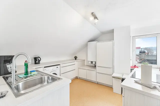 3 Room Apartment | Hauptstrasse — RAUMSCHMIDE GmbH, Ihr Partner für möblierte Unterkünfte (3/5)
