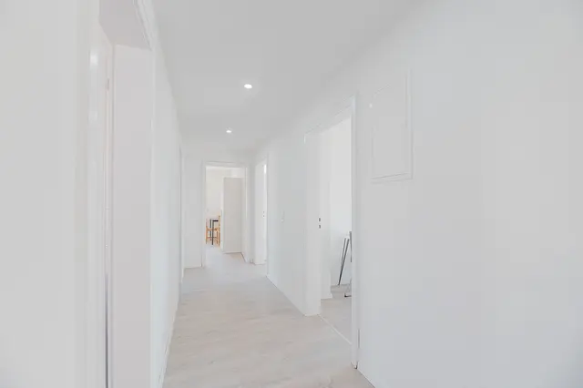 4 Room Apartment | Esslinger Strasse — RAUMSCHMIDE GmbH, Ihr Partner für möblierte Unterkünfte (4/10)