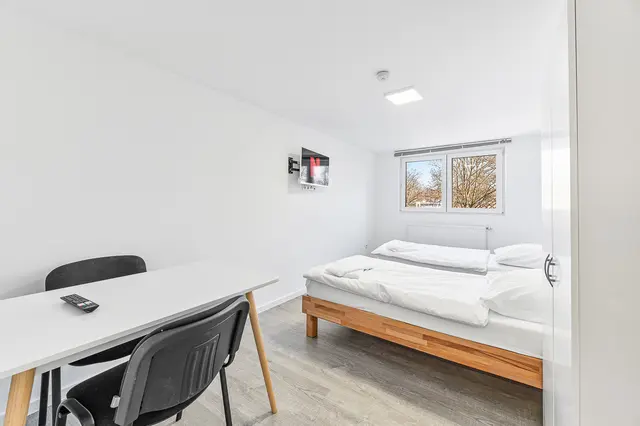 4 Raum Apartment für 7 | Heidenheim an der Brenz — RAUMSCHMIDE GmbH,  Ihr Partner für möblierte Unterkünfte (2/6)
