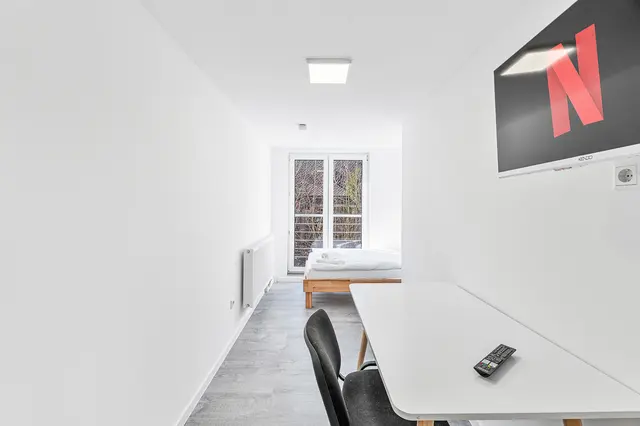 4 Room Apartment | Katzental Strasse — accommodation at RAUMSCHMIDE GmbH, Ihr Partner für möblierte Unterkünfte — photo 6 of 6