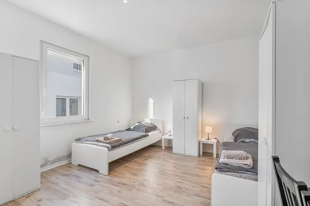 BW24 | 4 Room Apartment for 9 on first floor | Lorch — RAUMSCHMIDE GmbH, Ihr Partner für möblierte Unterkünfte (10/17)