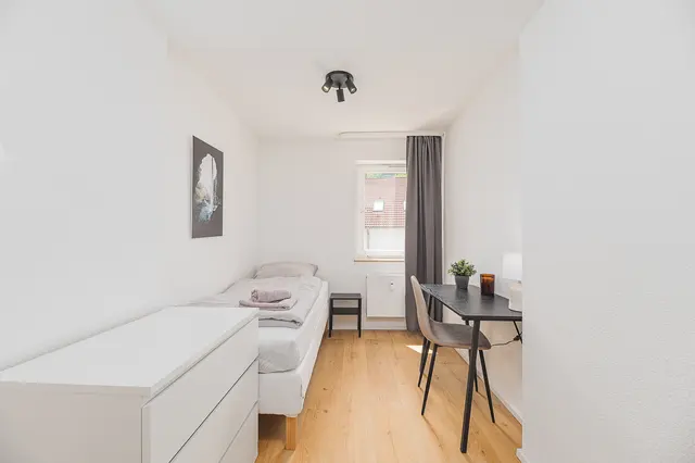 BW25 | 3 Room Apartment with roof terrace | Lorch — RAUMSCHMIDE GmbH,  Ihr Partner für möblierte Unterkünfte (5/12)