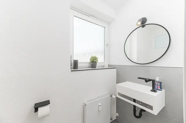 BW25 | 3 Room Apartment with roof terrace | Lorch — RAUMSCHMIDE GmbH,  Ihr Partner für möblierte Unterkünfte (6/12)