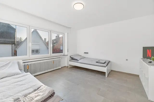EB03 | 2 Room Apartment on second floor | Ebersbach an der Fils — accommodation at RAUMSCHMIDE GmbH, Ihr Partner für möblierte Unterkünfte — photo 3 of 6