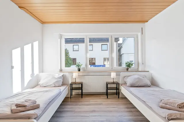EB05 | 2 Room Apartment on first floor | Ebersbach an der Fils  — RAUMSCHMIDE GmbH,  Ihr Partner für möblierte Unterkünfte (5/7)