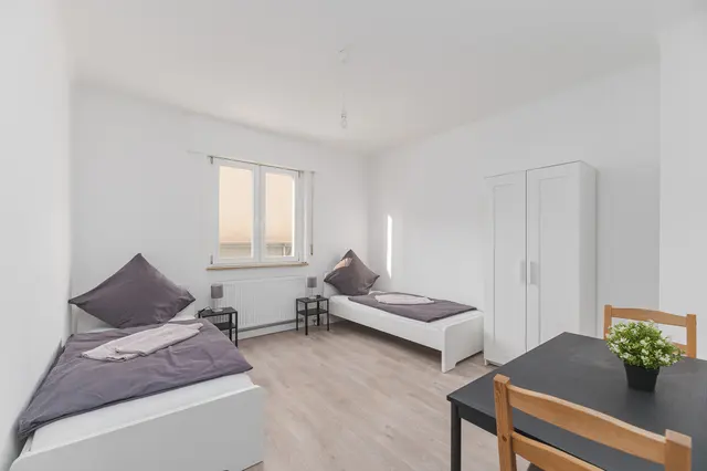 ES02A | 4 Room Apartment on first floor | Altbach  — RAUMSCHMIDE GmbH,  Ihr Partner für möblierte Unterkünfte (3/8)