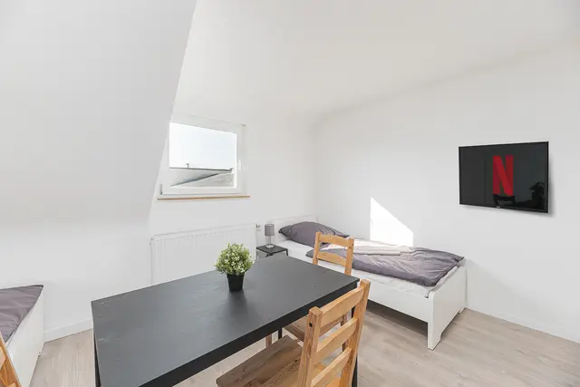 ES02C | 4 Raum Apartment | Altbach — RAUMSCHMIDE GmbH, Ihr Partner für möblierte Unterkünfte (6/12)