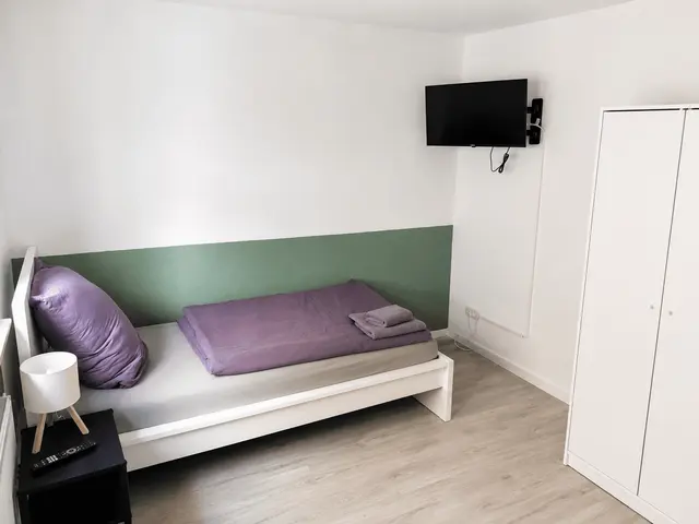 ES02H | 2 Room Apartment | Esslinger Strasse — accommodation at RAUMSCHMIDE GmbH, Göppingen — photo 7 of 11
