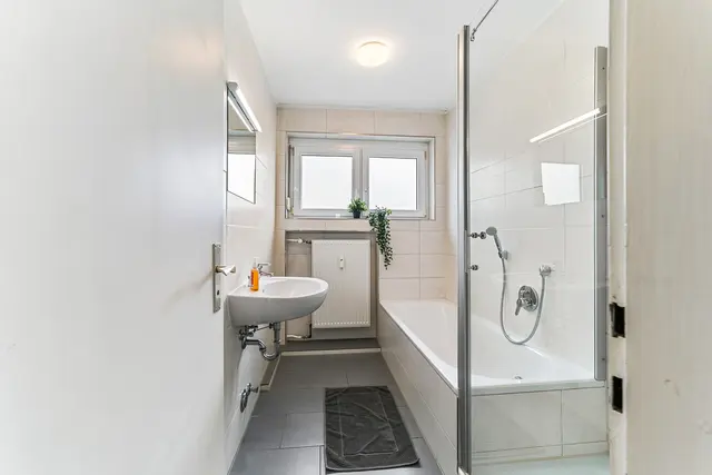 GP04 | 4 Room Apartment for 8 with balcony | Göppingen – RAUMSCHMIDE GmbH