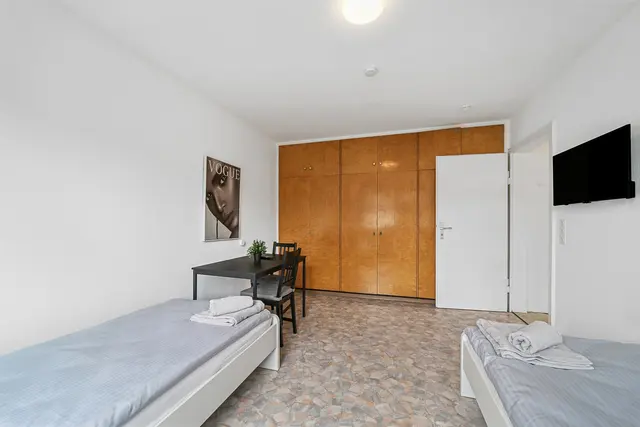 GP04 | 4 Room Apartment for 8 with balcony | Göppingen — RAUMSCHMIDE GmbH, Ihr Partner für möblierte Unterkünfte (6/8)
