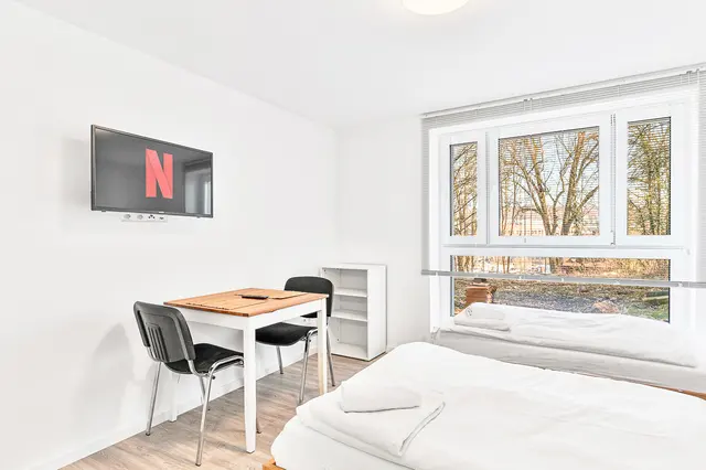 HDH02 | 3 Raum Eck- Apartment für 7 | Heidenheim an der Brenz — RAUMSCHMIDE GmbH,  Ihr Partner für möblierte Unterkünfte (5/13)