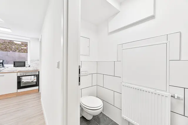 HDH02 | 3 Raum Eck- Apartment für 7 | Heidenheim an der Brenz — RAUMSCHMIDE GmbH,  Ihr Partner für möblierte Unterkünfte (9/13)