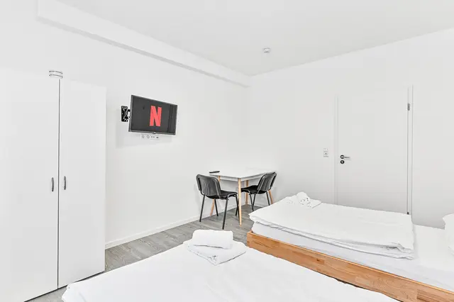 HDH14 | 2 Room Corner Apartment  | Heidenheim an der Brenz  — RAUMSCHMIDE GmbH,  Ihr Partner für möblierte Unterkünfte (3/10)