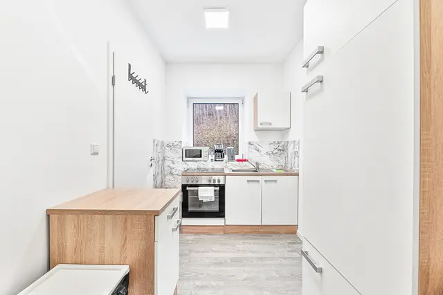 HDH14 | 2 Room Corner Apartment  | Heidenheim an der Brenz  — RAUMSCHMIDE GmbH,  Ihr Partner für möblierte Unterkünfte (4/10)