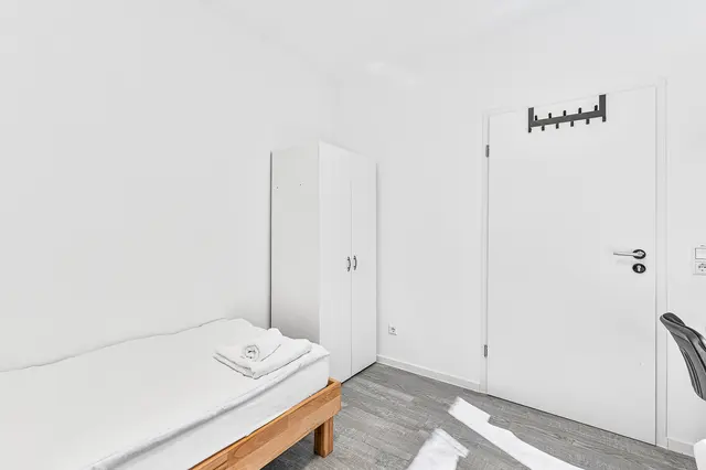 HDH14 | 2 Room Corner Apartment  | Heidenheim an der Brenz  — RAUMSCHMIDE GmbH,  Ihr Partner für möblierte Unterkünfte (6/10)
