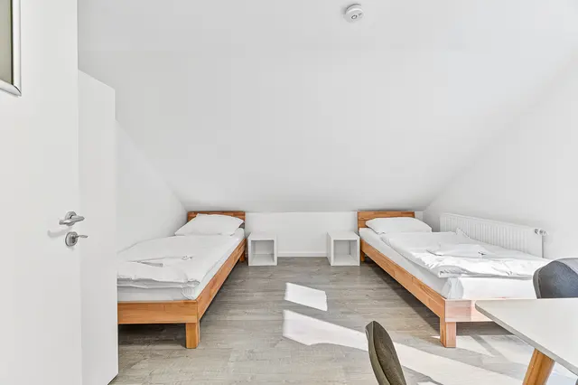 HDH23 | 4 Raum Apartment für 7 Maisonette | Heidenheim an der Brenz — RAUMSCHMIDE GmbH,  Ihr Partner für möblierte Unterkünfte (3/12)
