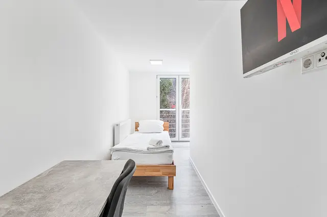 HDH24 | 4 Room Corner Apartment  | Heidenheim an der Brenz  — RAUMSCHMIDE GmbH,  Ihr Partner für möblierte Unterkünfte (9/15)