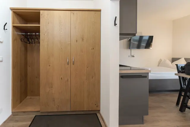 Alpine Four | Praktischer Smart Stay nahe Hauser Kaibling für Preisbewusste — Schladming Appartements Maria Gruber GmbH, Schladming (11/13)
