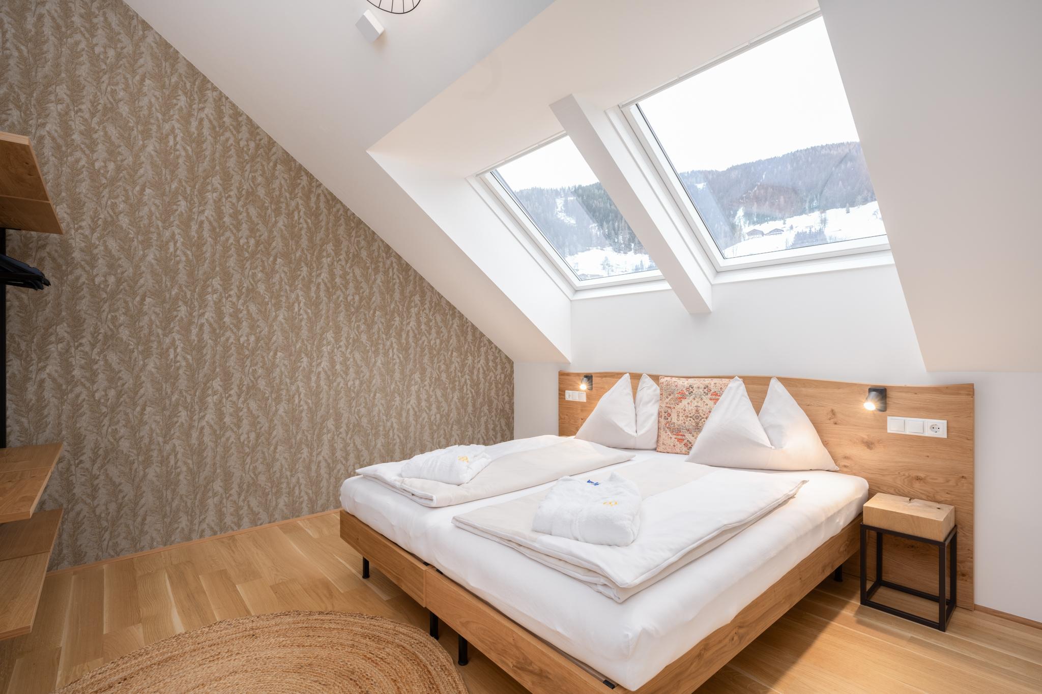 Basecamp Reiteralm 1.09 | 2 bedrooms with superior balcony on a higher floor | Evening sun & mountain view | Right at the Reiteralm valley station | Outdoor sauna, gym & social outdoor area — apartment at Schladming Appartements Maria Gruber GmbH, Schladming — photo 5 of 17