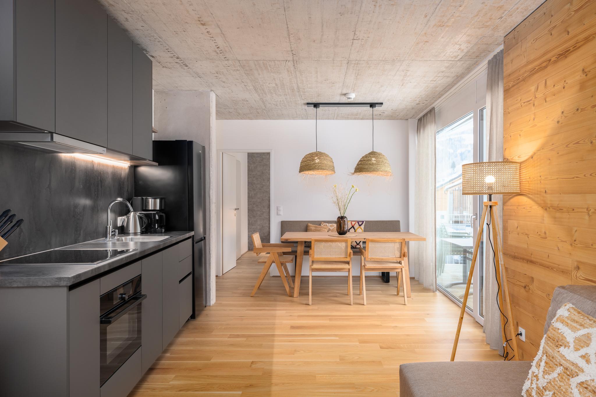 Basecamp Reiteralm 2.08 | 2 bedrooms with balcony on a higher floor | Sunny side with morning sun | Right at the Reiteralm valley station | Outdoor sauna, gym & social outdoor area – Schladming Appartements Maria Gruber GmbH