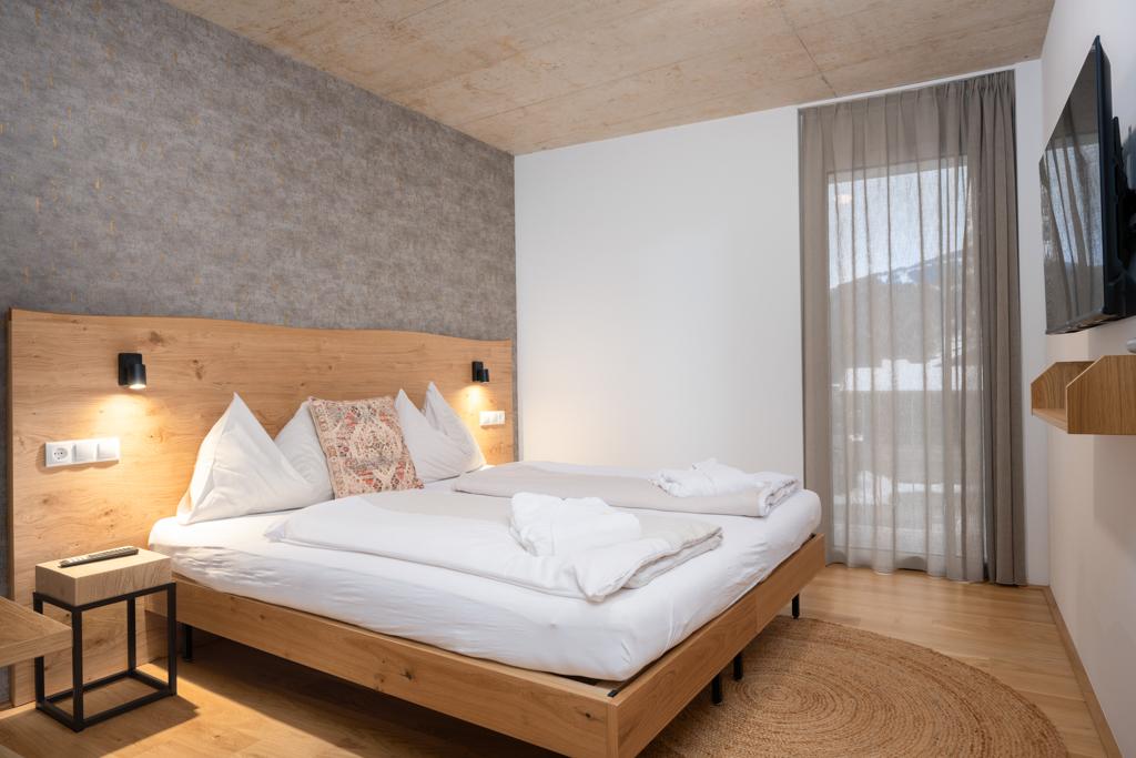 Basecamp Reiteralm 3.01 | 2 bedrooms with garden | Sunny side with evening sun | Right at the Reiteralm valley station | Outdoor sauna, gym & social outdoor area — apartment at Schladming Appartements Maria Gruber GmbH, Schladming — photo 3 of 14