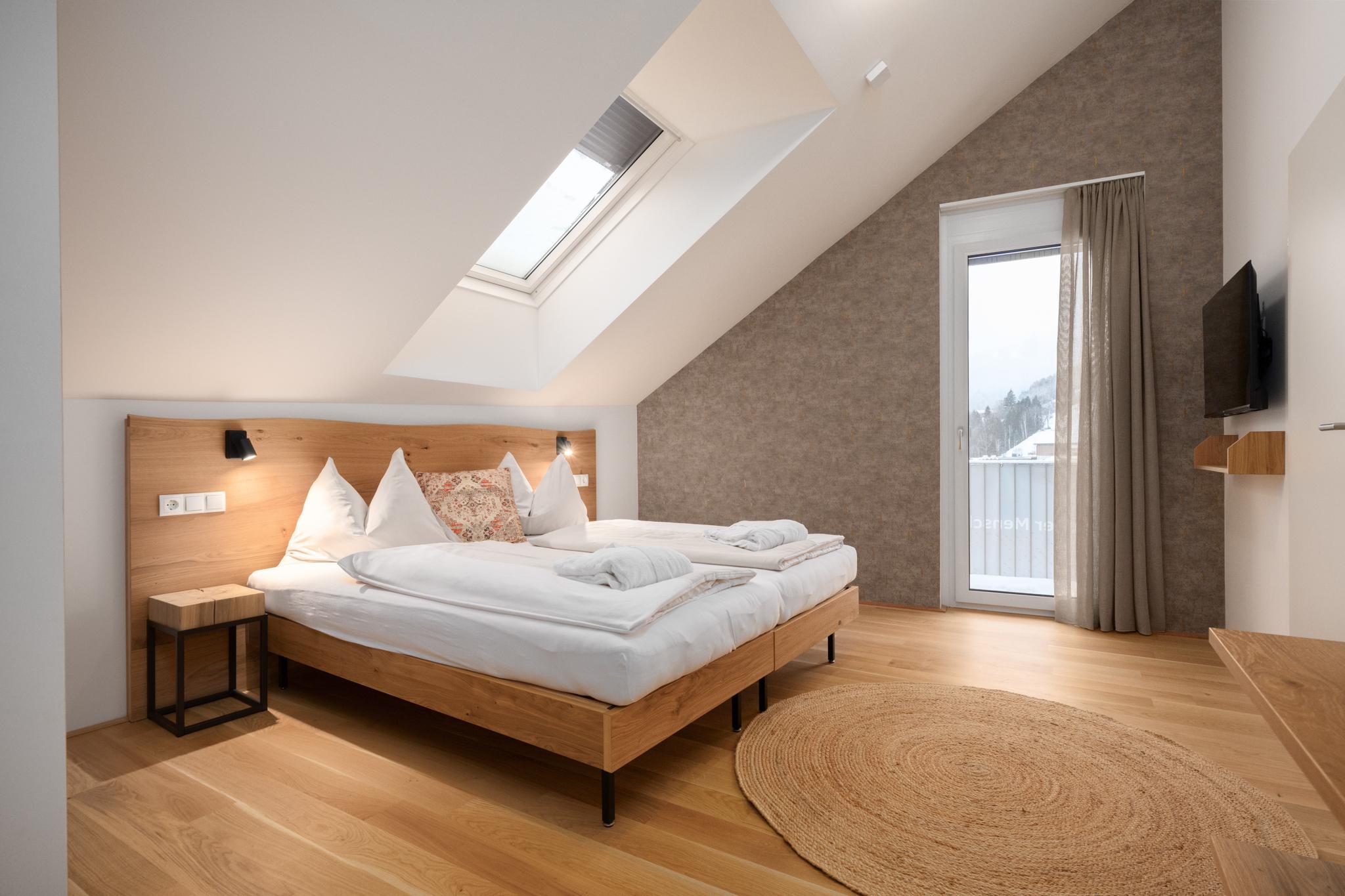 Basecamp Reiteralm 3.05 | XXL penthouse on a higher floor | Morning & evening sun with mountain view | Right at the Reiteralm valley station | Outdoor sauna, gym & social outdoor area — apartment at Schladming Appartements Maria Gruber GmbH, Schladming — photo 3 of 18