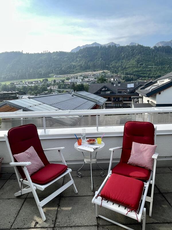 Centro Penthouse | Spacious penthouse in a prime location near Planai with private rooftop terrace & Dachstein views — apartment at Schladming Appartements Maria Gruber GmbH, Schladming — photo 14 of 17