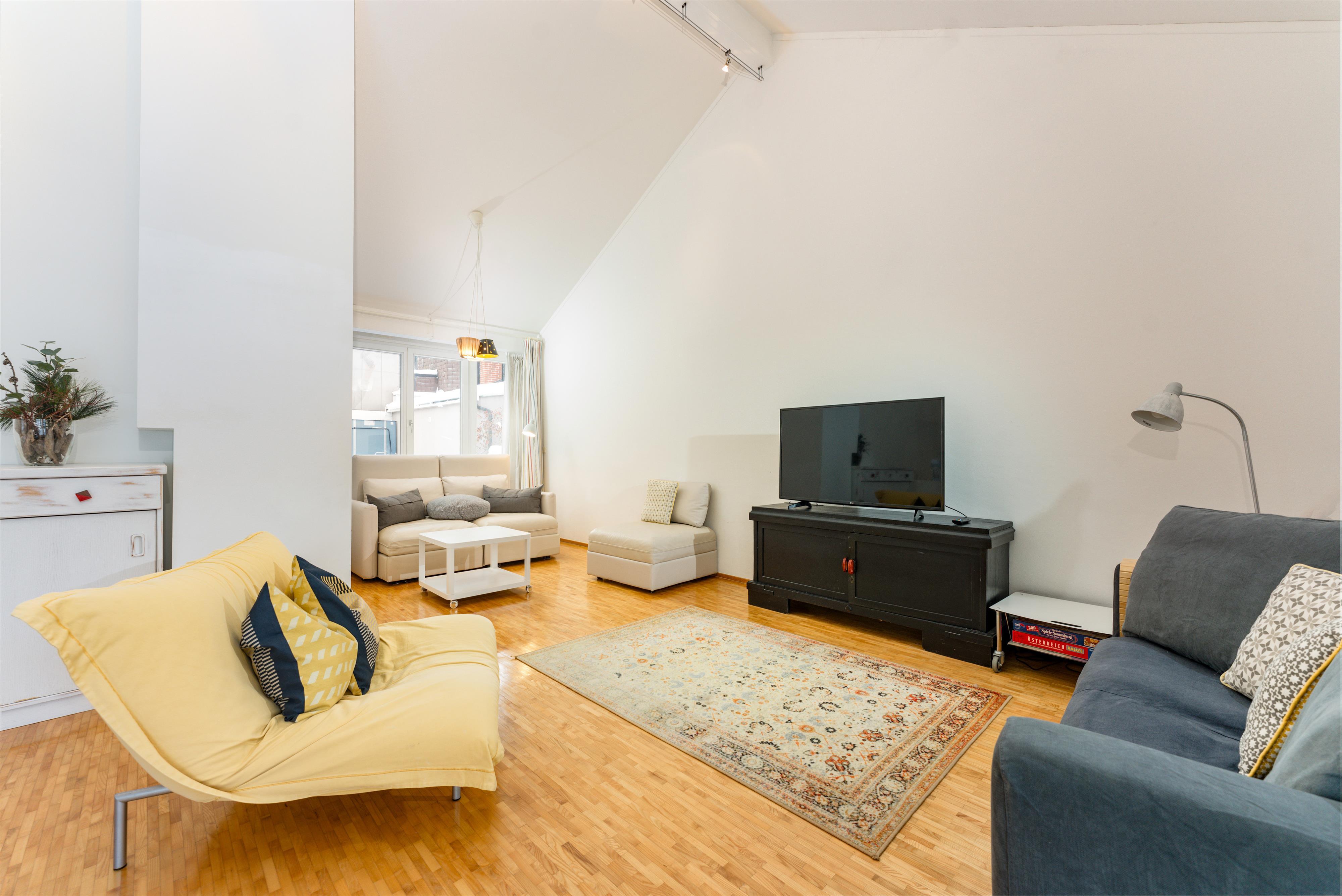 Centro Penthouse | Spacious penthouse in a prime location near Planai with private rooftop terrace & Dachstein views — apartment at Schladming Appartements Maria Gruber GmbH, Schladming — photo 4 of 17