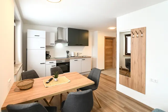 Club House Top 2 plus| Unkompliziertes Quartier mit Gemeinschaftsgarten & Grill zum fairen Preis — Schladming Appartements Maria Gruber GmbH, Schladming (2/10)