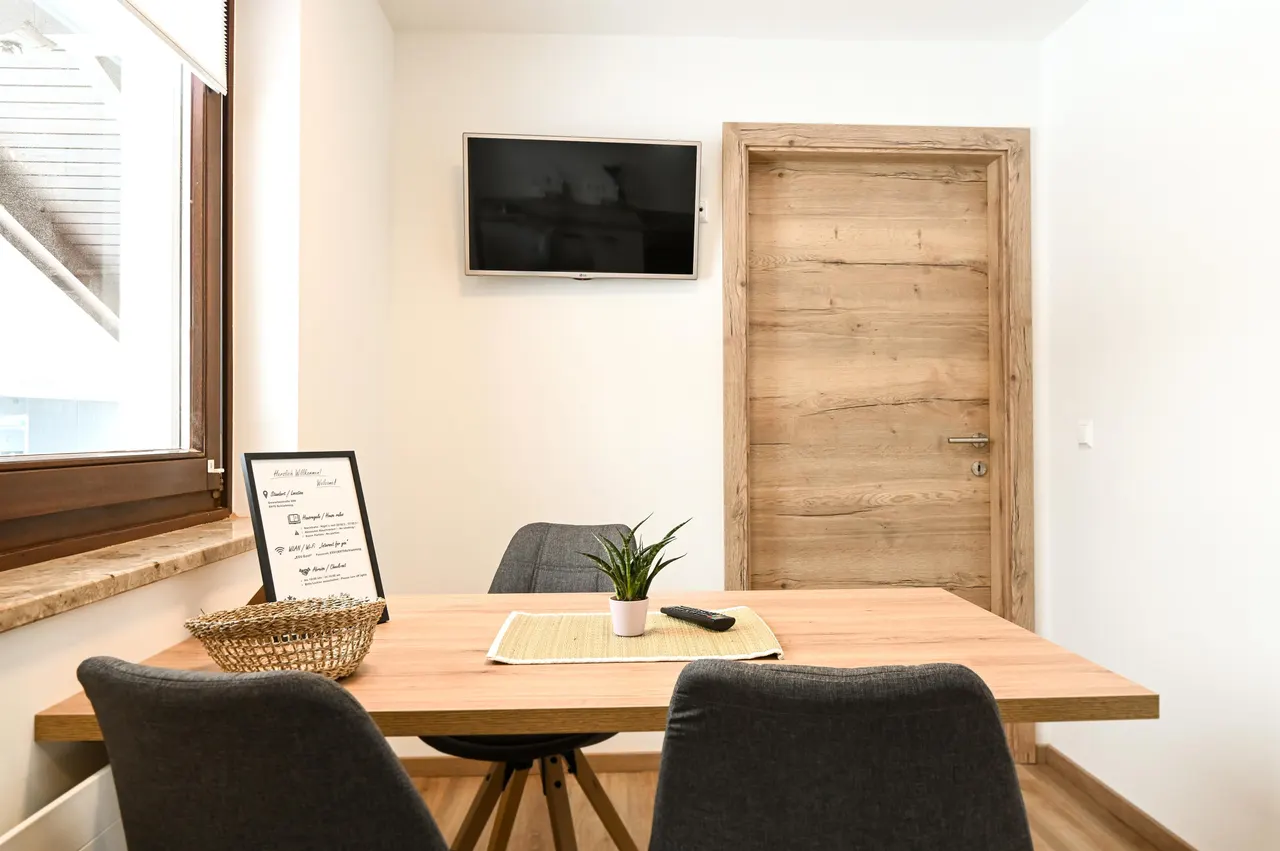 Club House Top 3 | Unkompliziertes Quartier mit Gemeinschaftsgarten & Grill zum fairen Preis – Schladming Appartements Maria Gruber GmbH